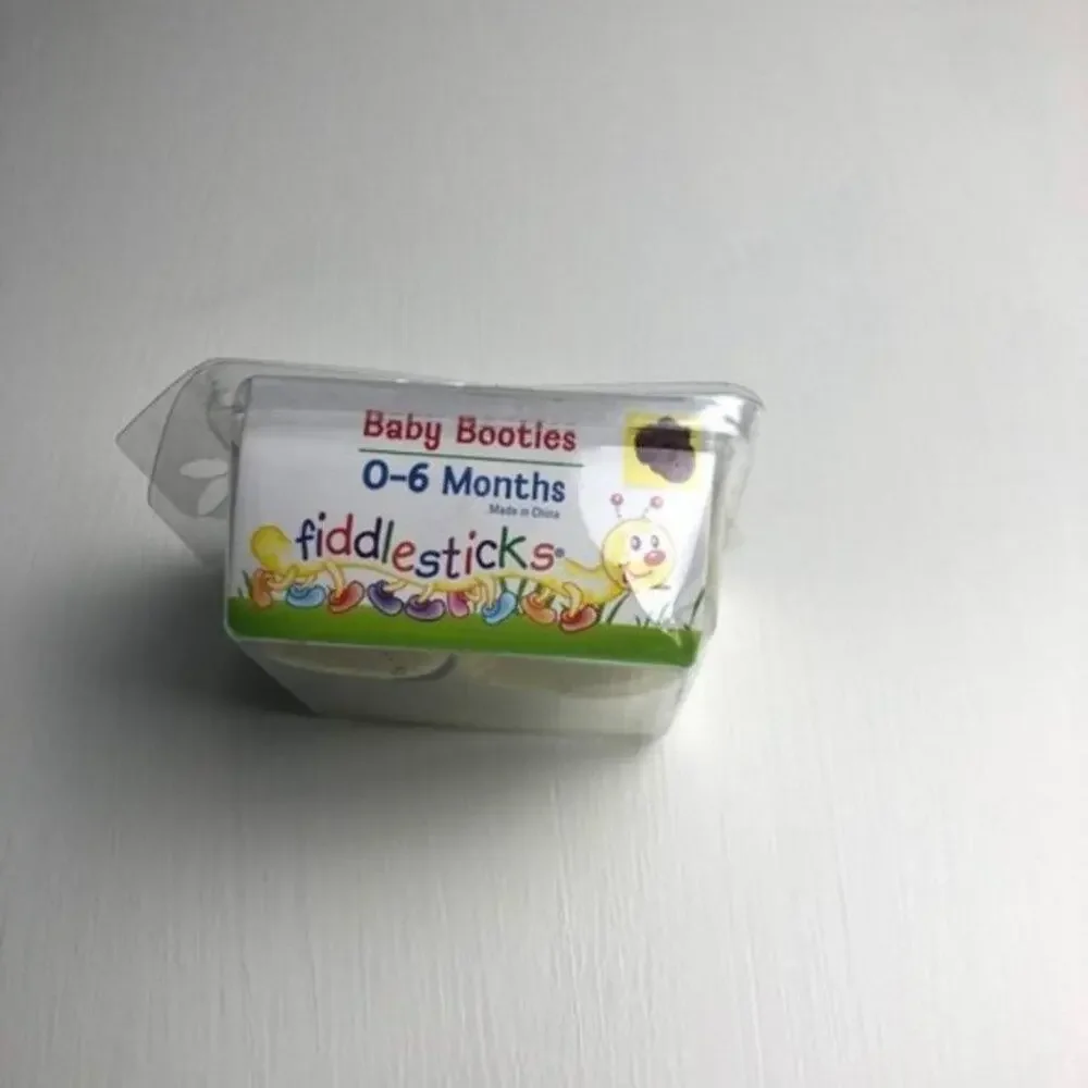 Fiddlesticks Baby booties size 0 to 6 months